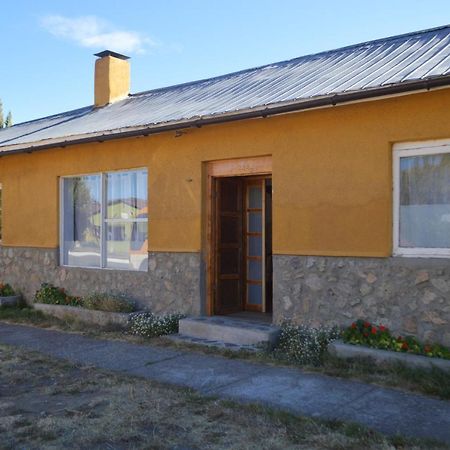 Hostal Y Cabanas Vientos Del Sur Puerto Ingeniero Ibanez Ngoại thất bức ảnh