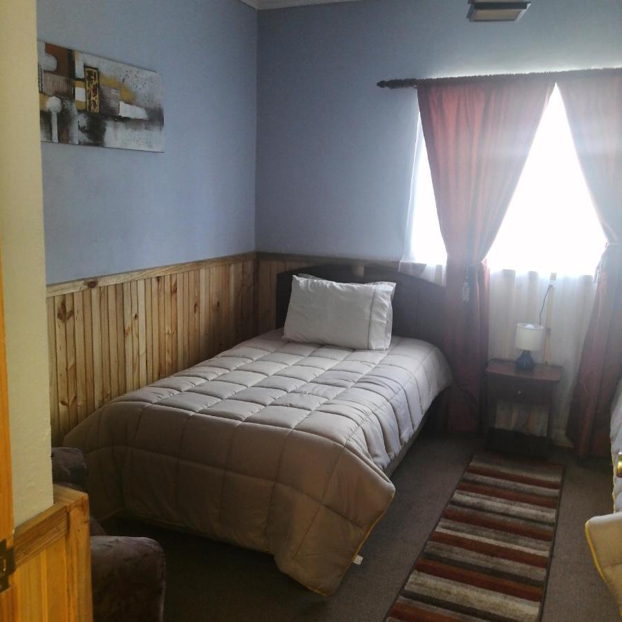 Hostal Y Cabanas Vientos Del Sur Puerto Ingeniero Ibanez Ngoại thất bức ảnh