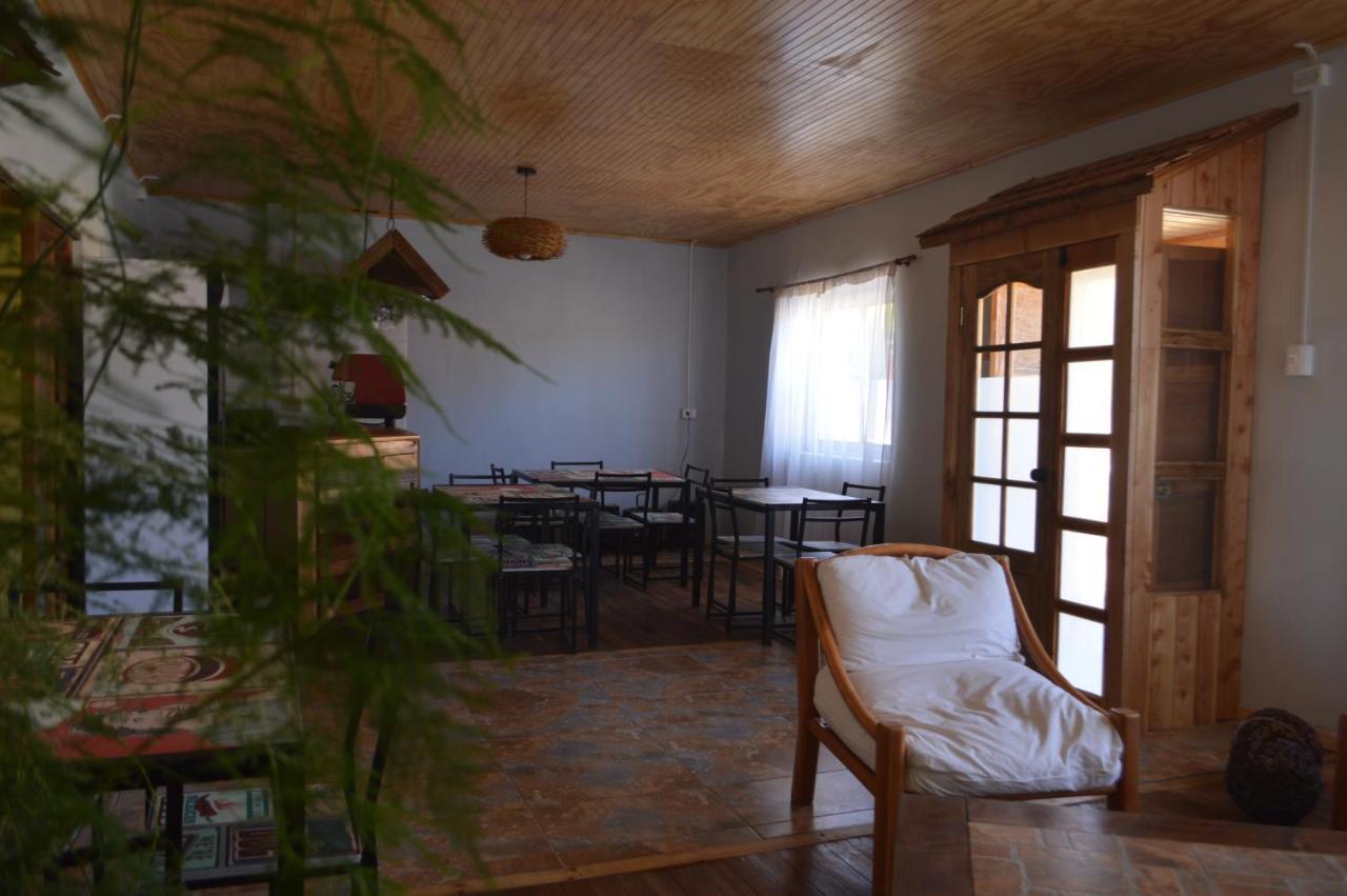 Hostal Y Cabanas Vientos Del Sur Puerto Ingeniero Ibanez Ngoại thất bức ảnh