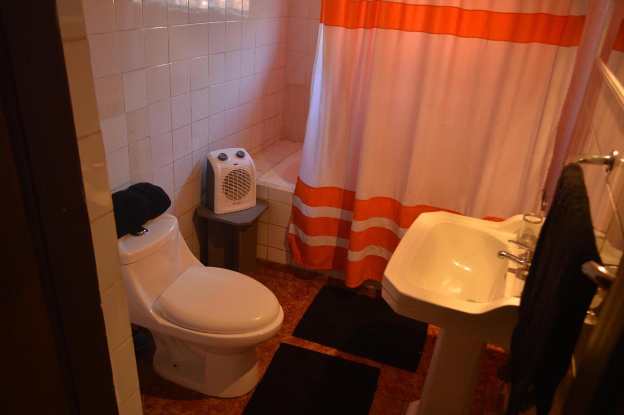 Hostal Y Cabanas Vientos Del Sur Puerto Ingeniero Ibanez Ngoại thất bức ảnh