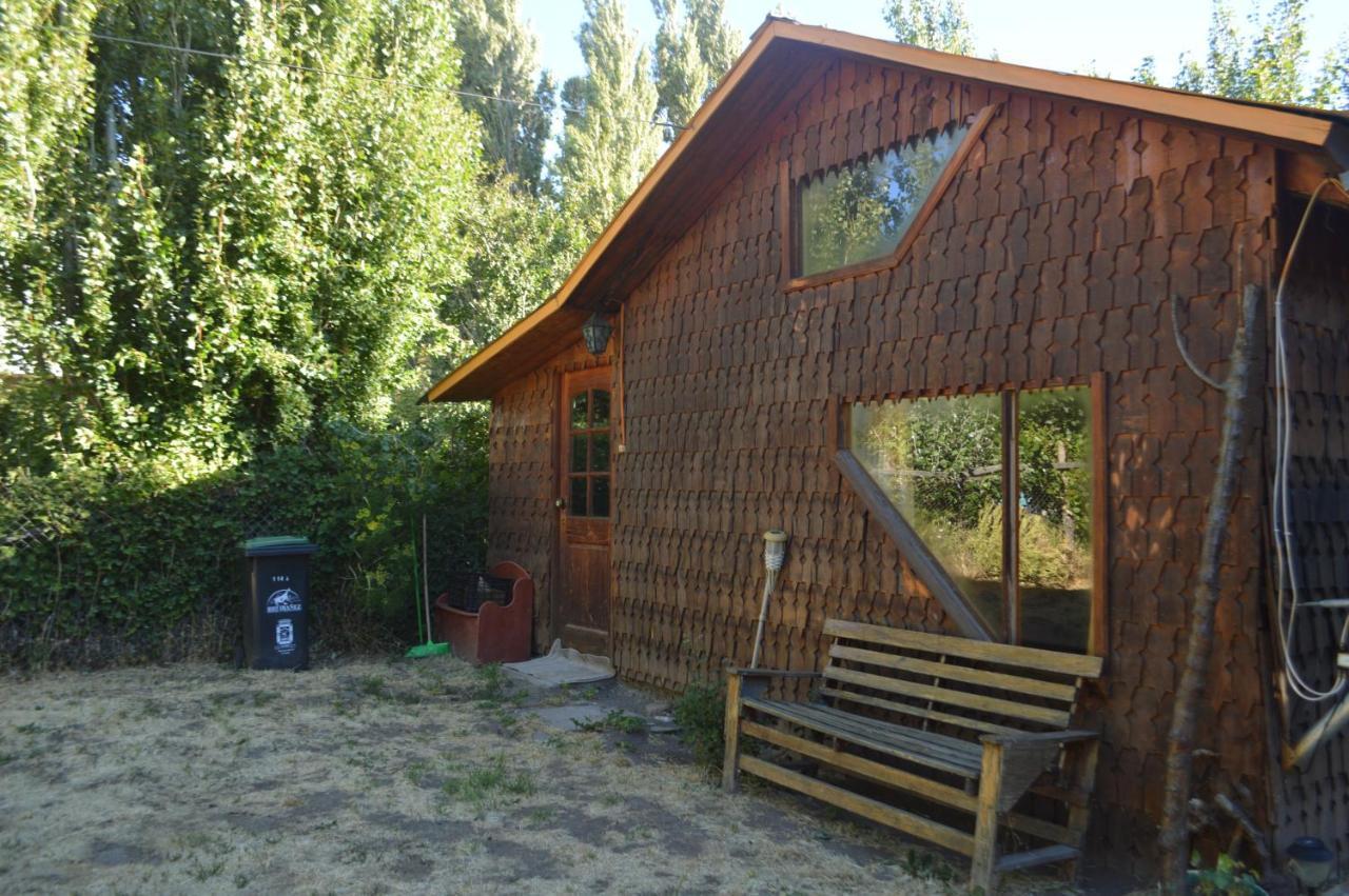 Hostal Y Cabanas Vientos Del Sur Puerto Ingeniero Ibanez Ngoại thất bức ảnh